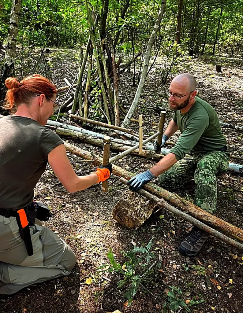 warsztaty bushcraft, przygotowanie drewna